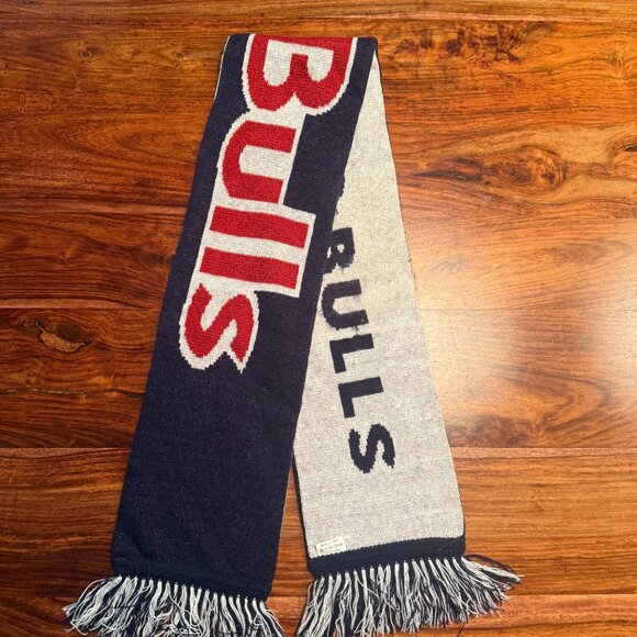 New York Red Bulls Fan Scarf – Bold Logo – MLS Supporter Gear – Fringed Ends - Picture 3 of 10